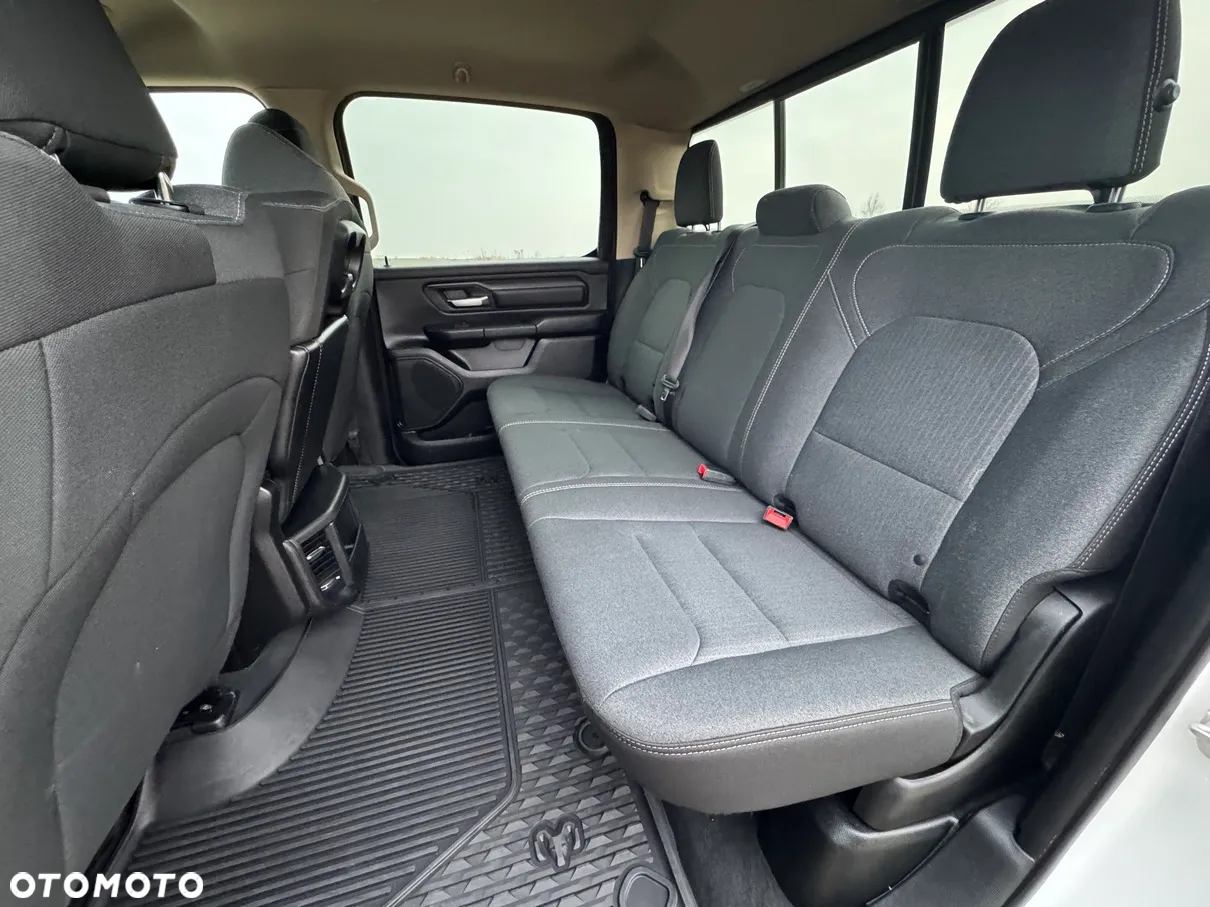 Dodge RAM 1500 5.7 4x4 - 25