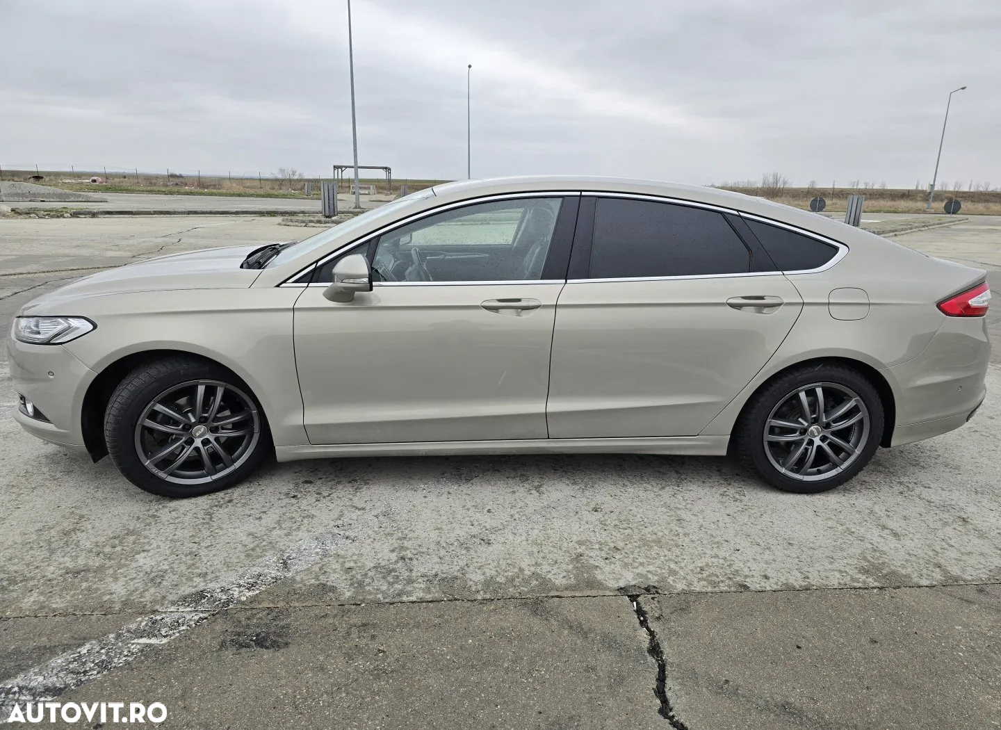 Ford Mondeo 2.0 TDCi Powershift Titanium - 3
