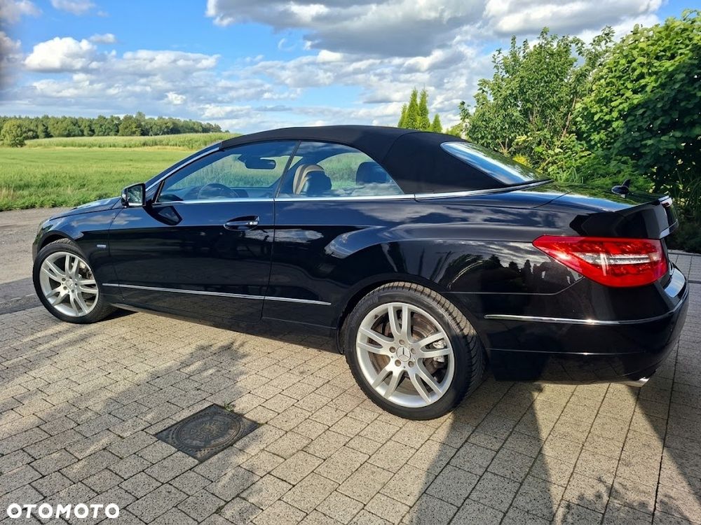 Mercedes-Benz Klasa E 200 CGI BlueEffICIENCY - 4