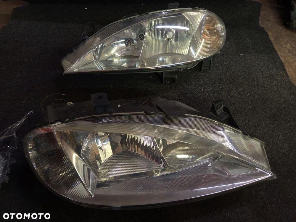 REFLEKTOR PRAWY LUB LEWY RENAULT MEGANE II 2  02-06 - 1