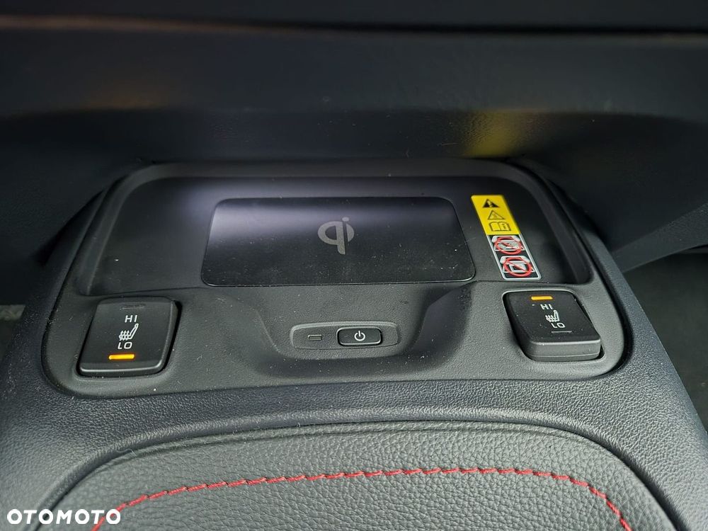 Toyota Corolla 2.0 Hybrid GR Sport - 22