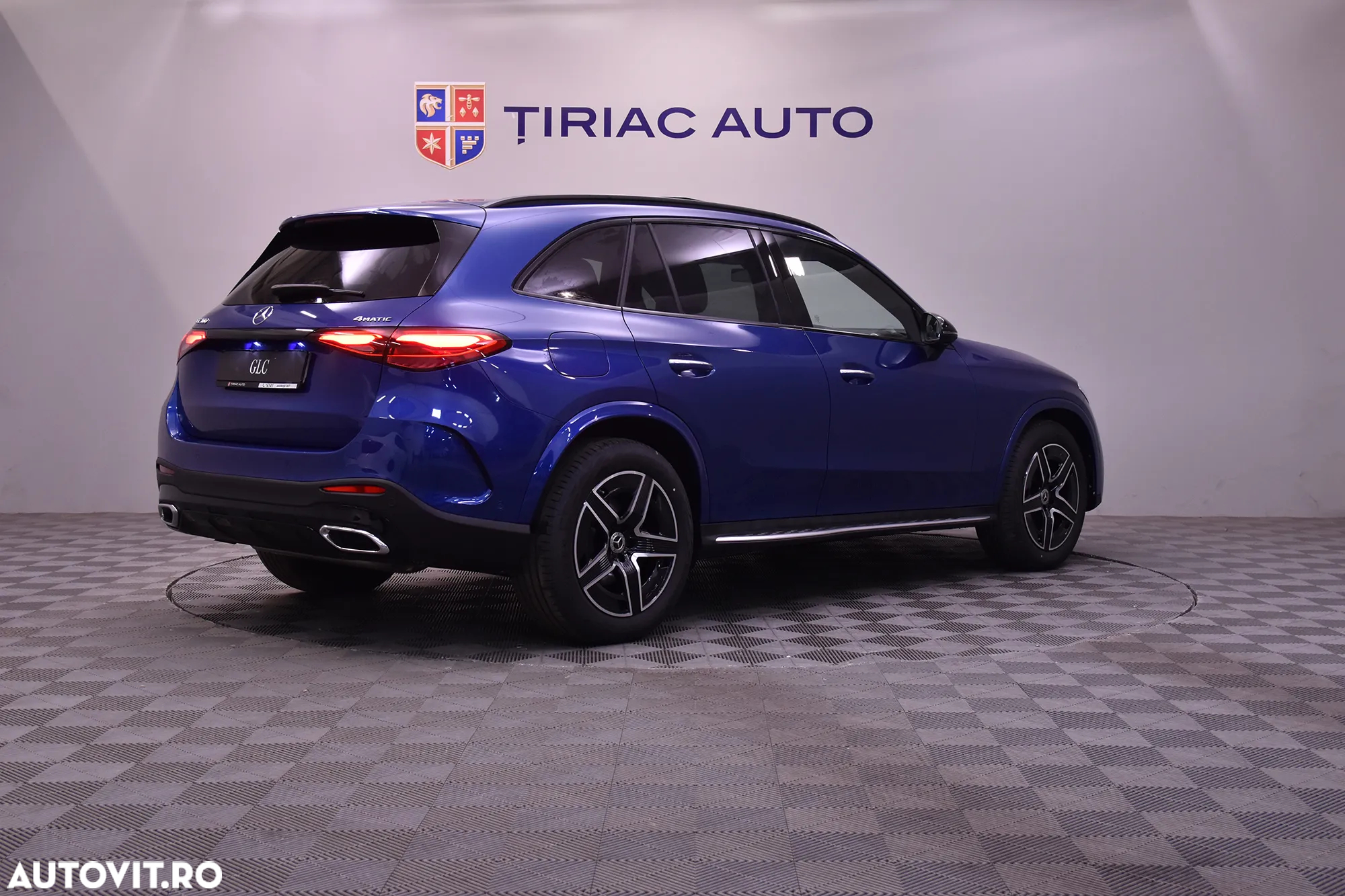 Mercedes-Benz GLC 300 4MATIC MHEV - 5