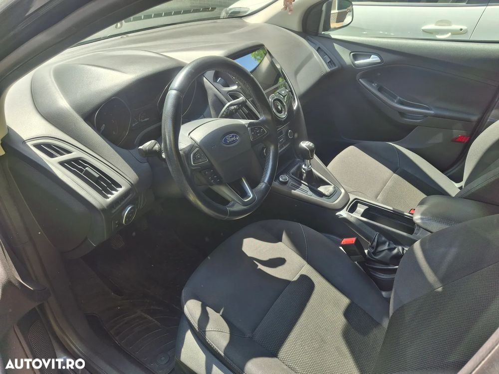 Ford Focus 1.5 TDCi Trend - 4