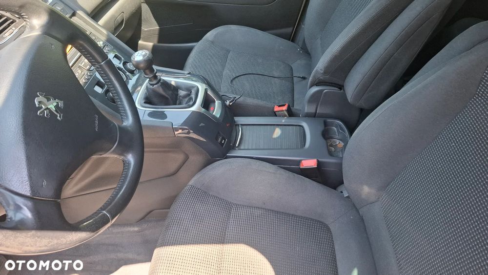 Peugeot 5008 1.6 HDi Access 7os - 9