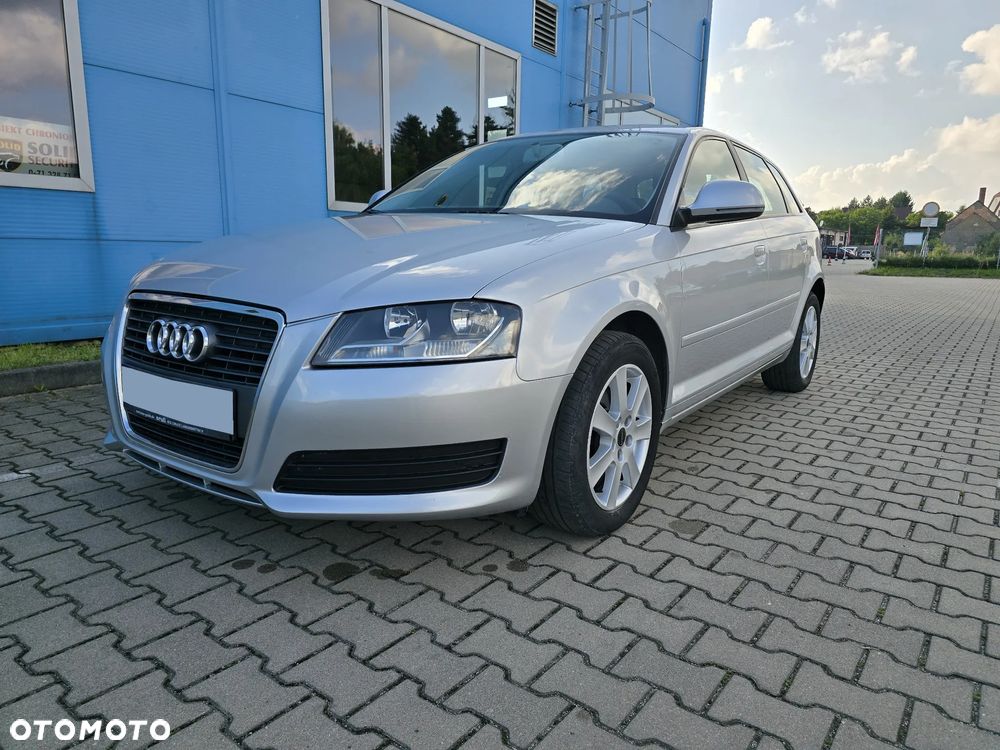 Audi A3 Sportback 1.6 Attraction - 1