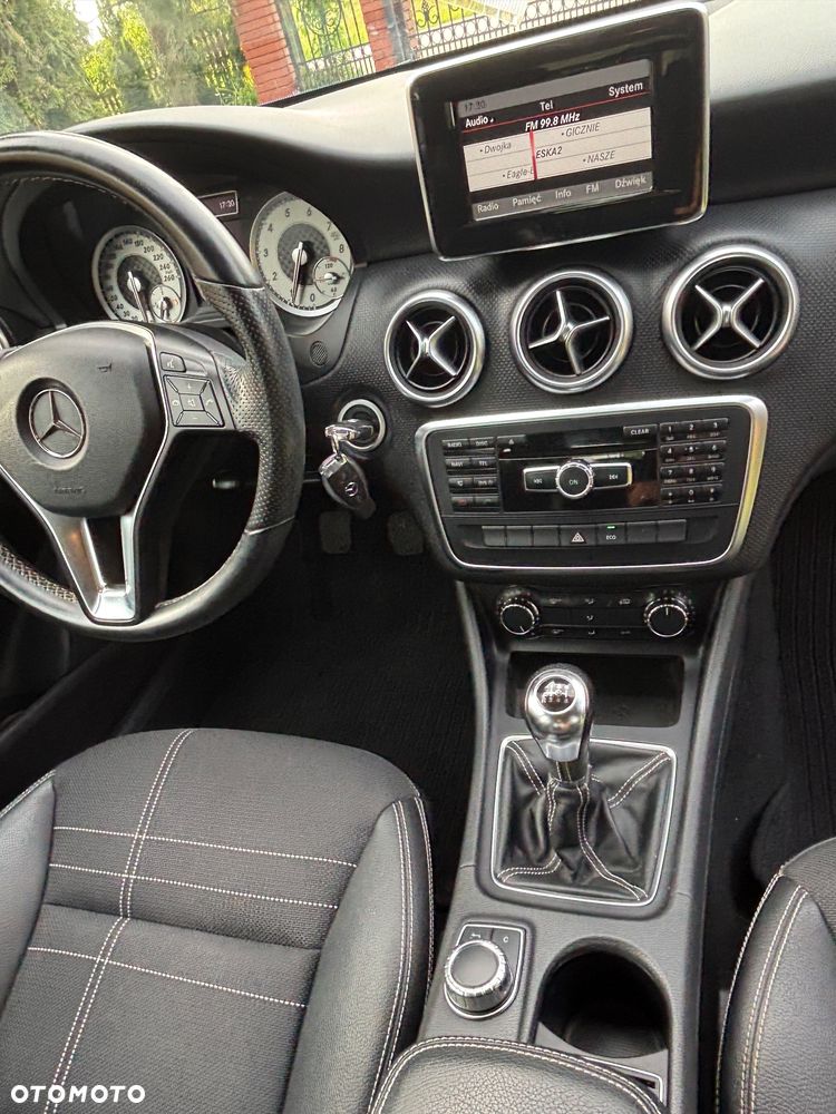 Mercedes-Benz Klasa A 200 (BlueEFFICIENCY) Urban - 29
