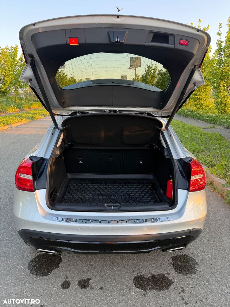 Mercedes-Benz GLA 200 CDI 4MATIC Aut. - 9