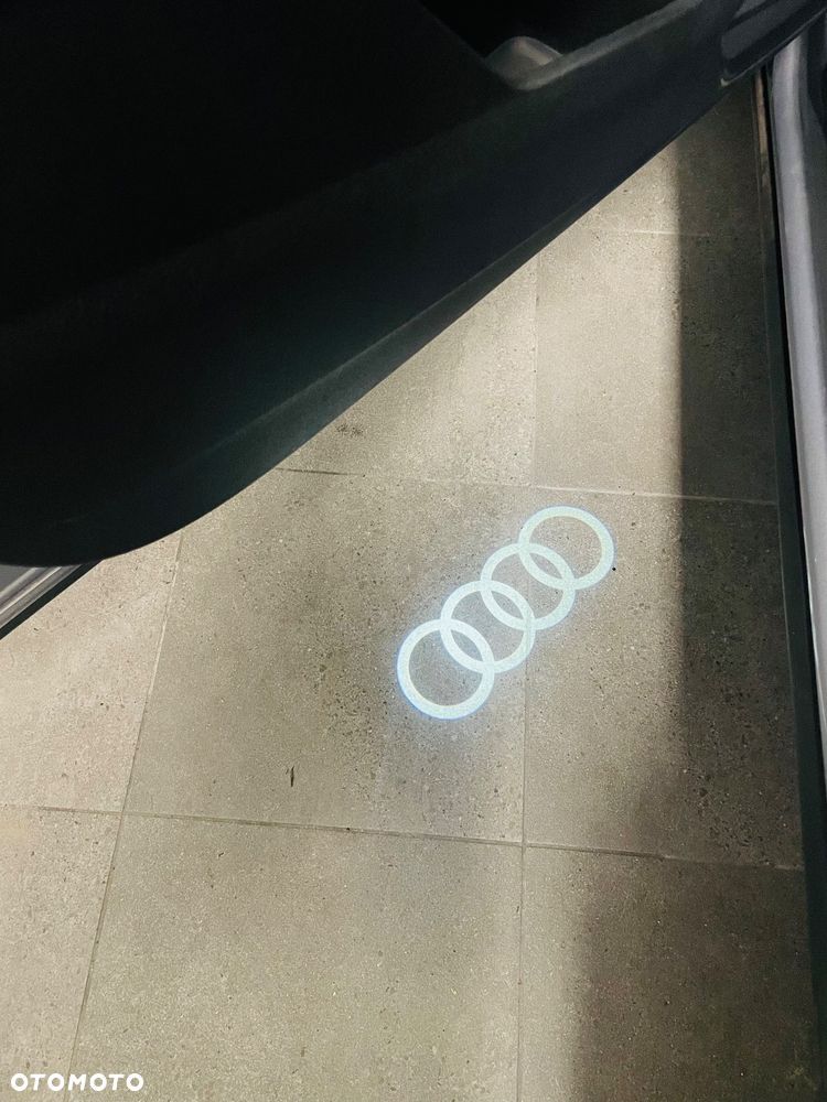 Audi Q3 - 18
