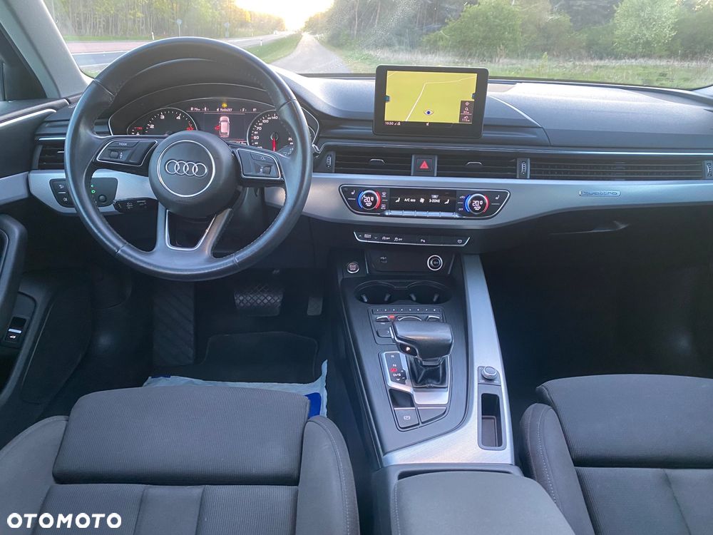 Audi A4 Avant 40 TDI quattro S tronic S line - 17