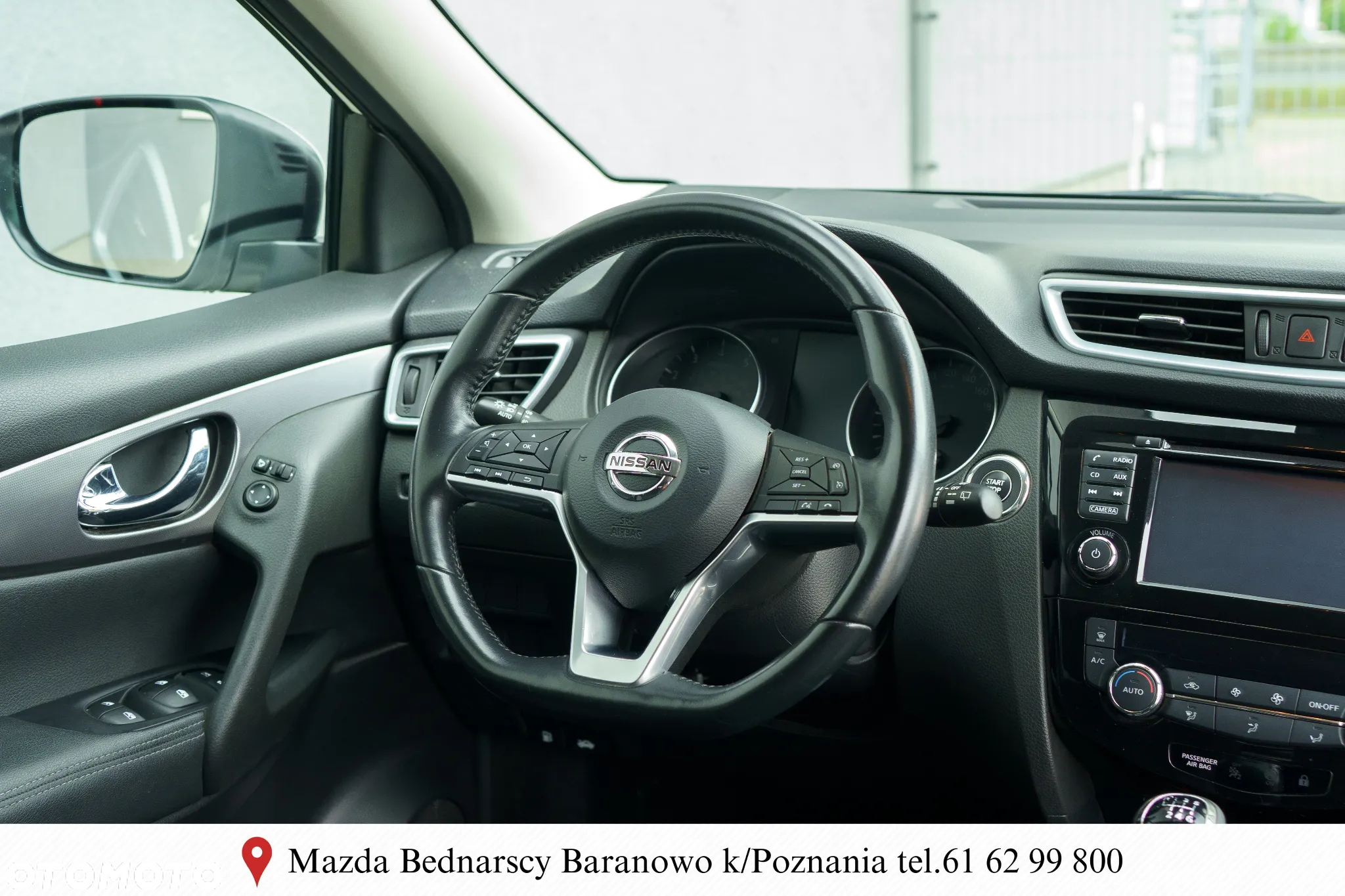 Nissan Qashqai 1.3 DIG-T N-Connecta EU6d - 28
