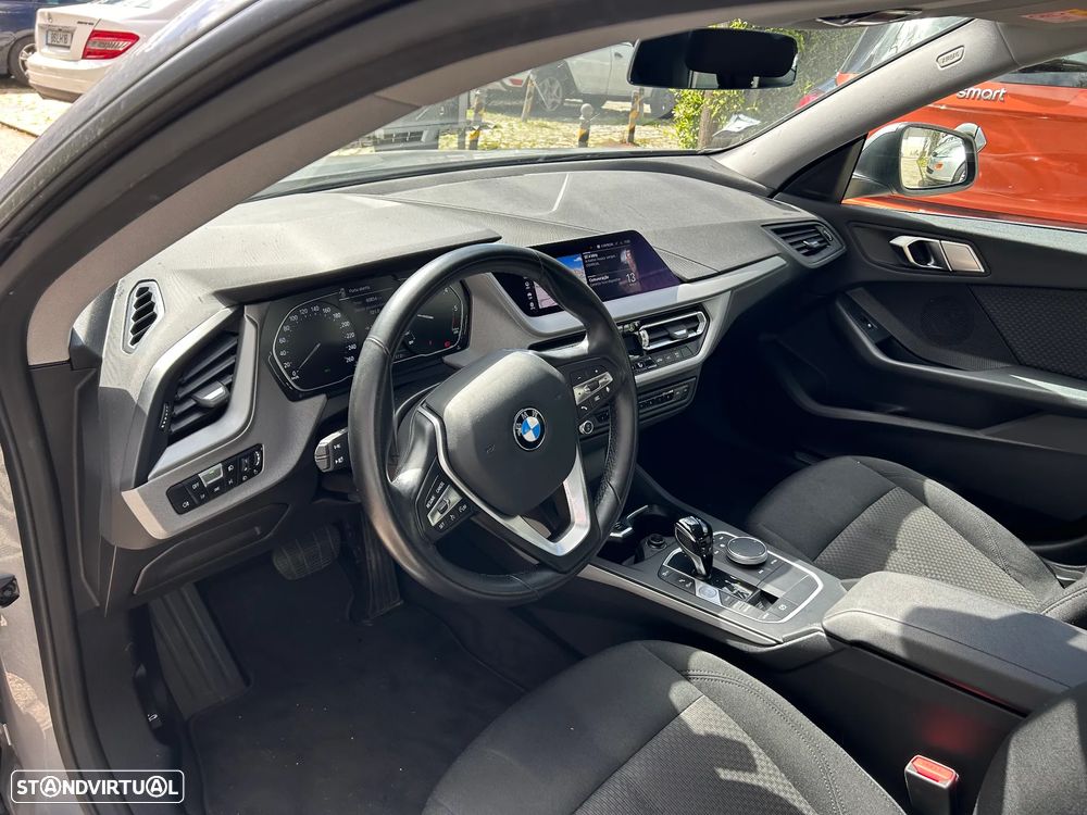 BMW 216 Gran Coupé - 11