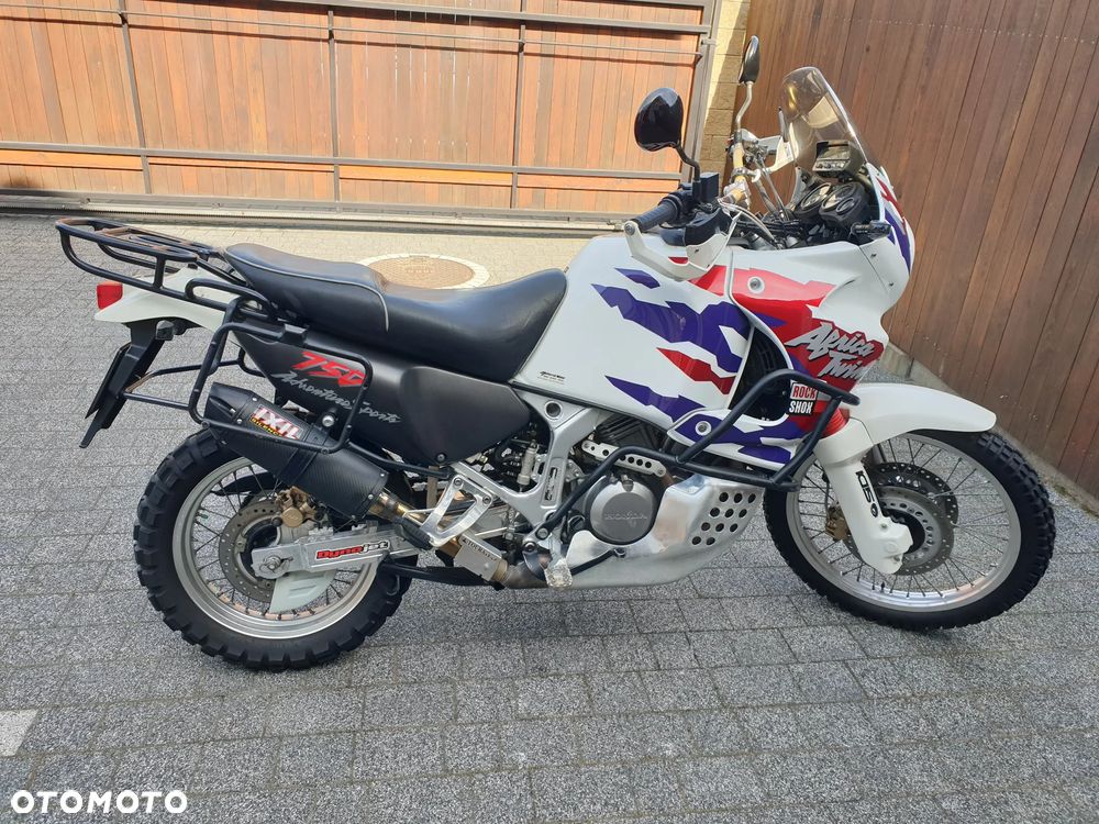 Honda XRV - 5