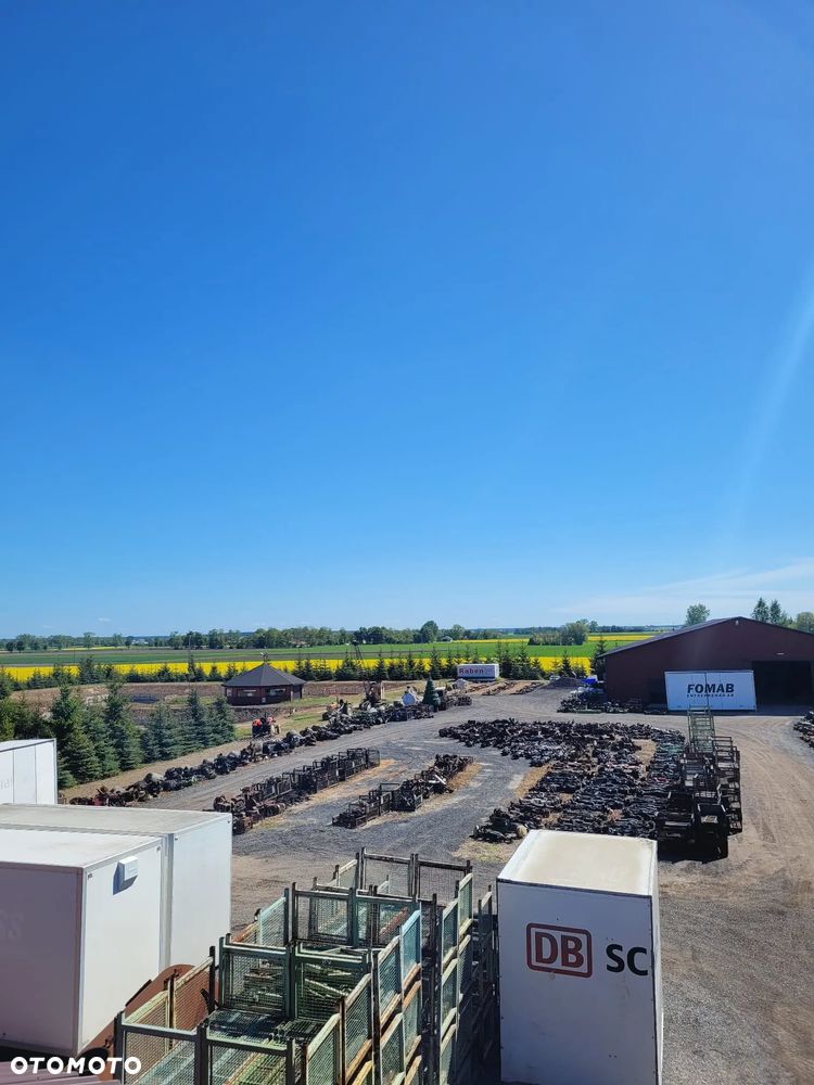 Obudowa mostu pochwa oś cast zwrotnica NEW HOLLAND CLAAS DEUTZ-FAHR DIECI - 11