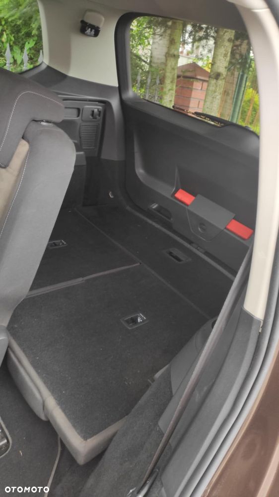 Volkswagen Touran 2.0 TDI BMT Highline DSG - 14