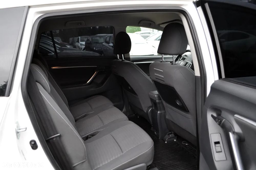 Toyota Verso 1.8 5-Sitzer Edition S+ - 35