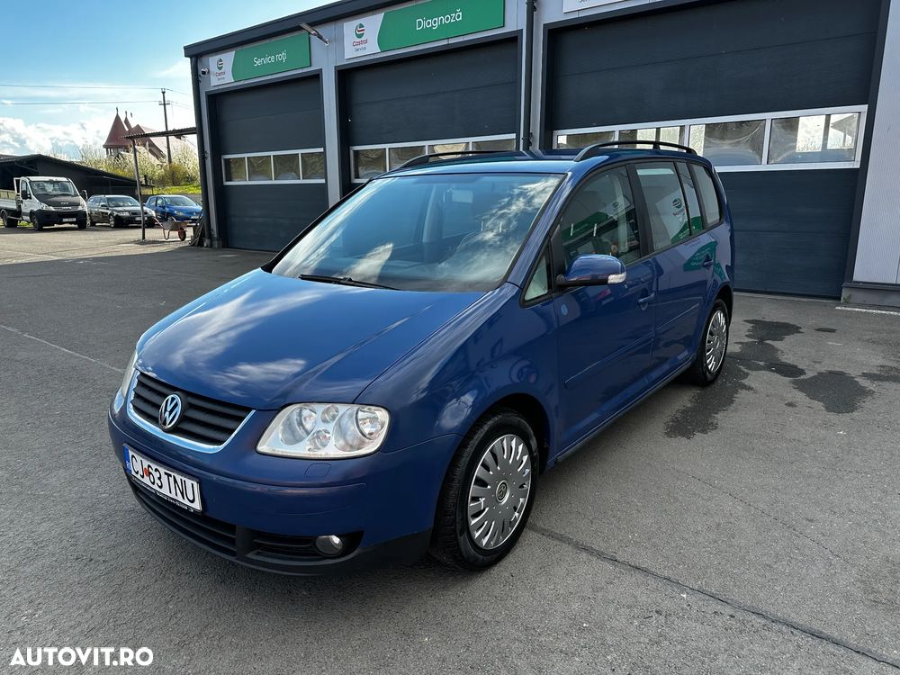 Volkswagen Touran 1.9TDI Conceptline - 9
