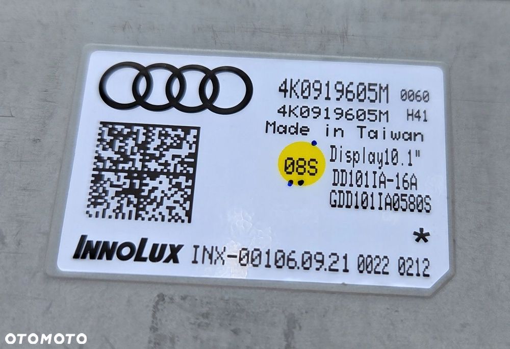 AUDI A6 S6 RS6 A7 S7 RS7 C8 4K WYŚWIETLACZ EKRAN LCD 4K0919605M NOWY - 4