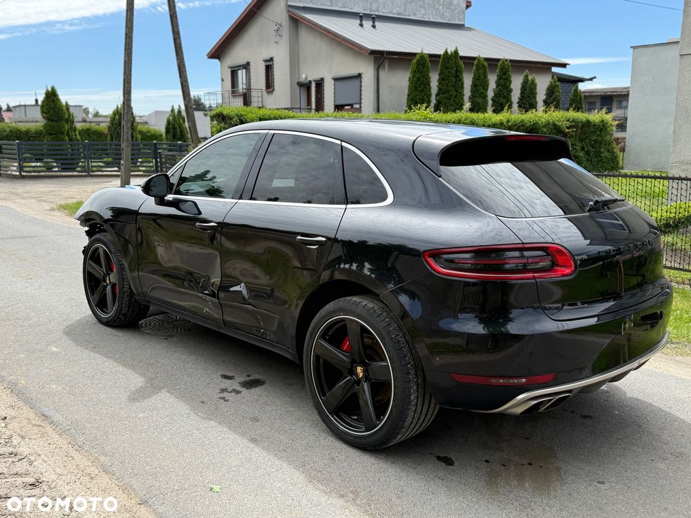 Porsche Macan Turbo PDK - 20