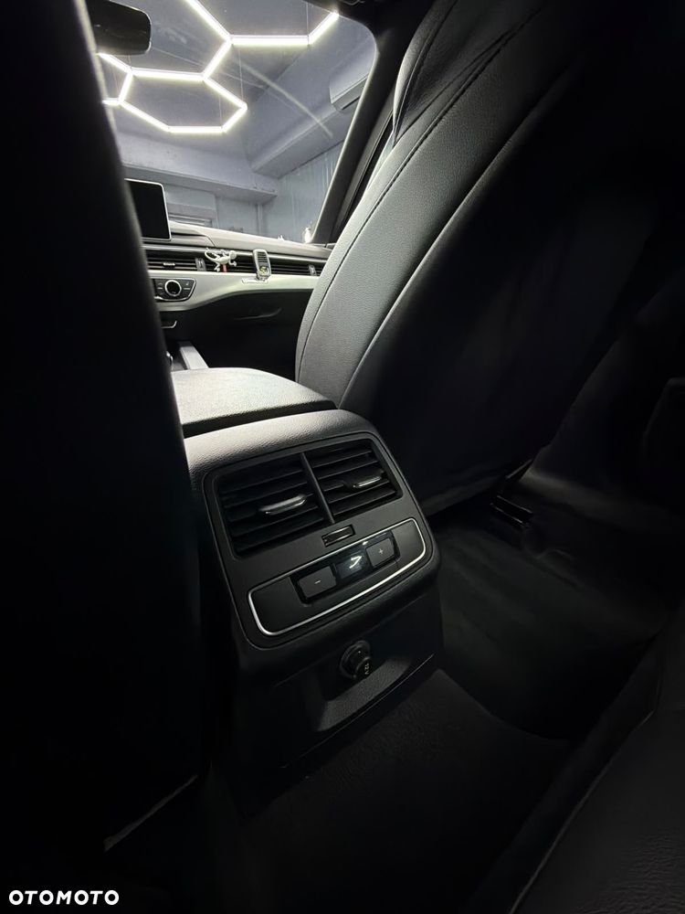 Audi A4 Avant - 31