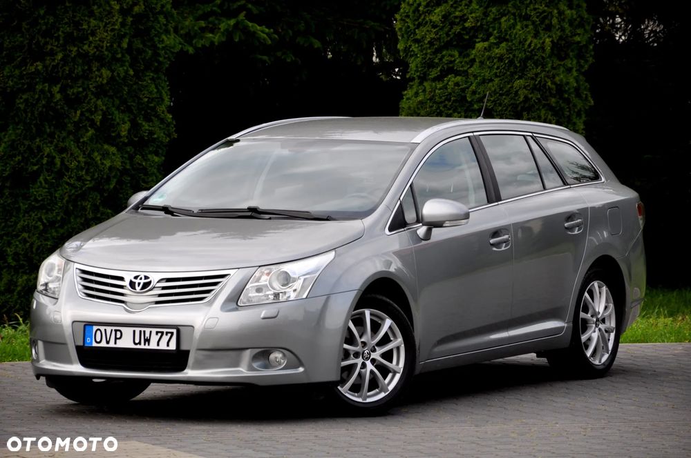 Toyota Avensis 1.8 Premium - 2