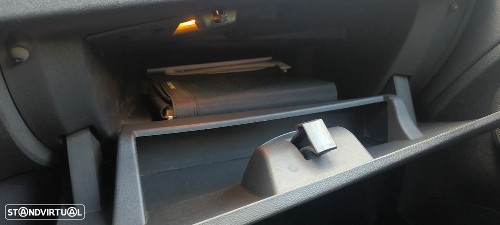 Renault Mégane Sport Tourer 1.5 dCi GT Line SS - 24