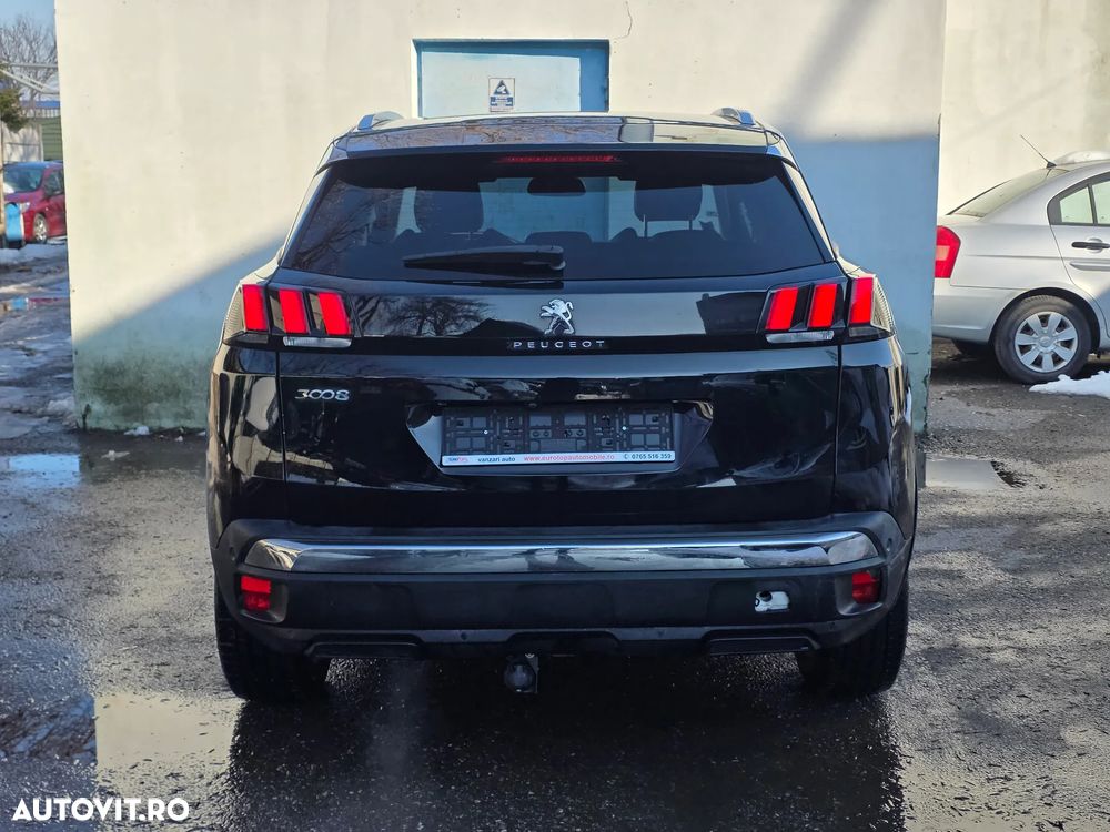 Peugeot 3008 1.2 PureTech Turbo S&S EAT8 Allure - 6