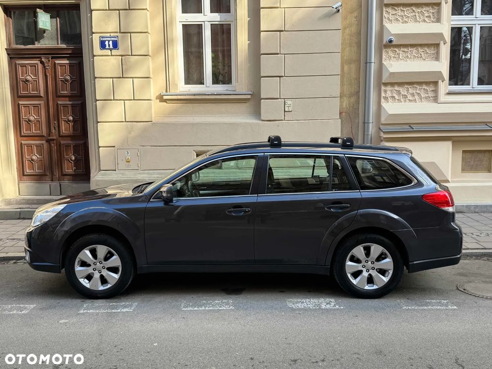 Subaru Outback 2.5i Active AT - 1