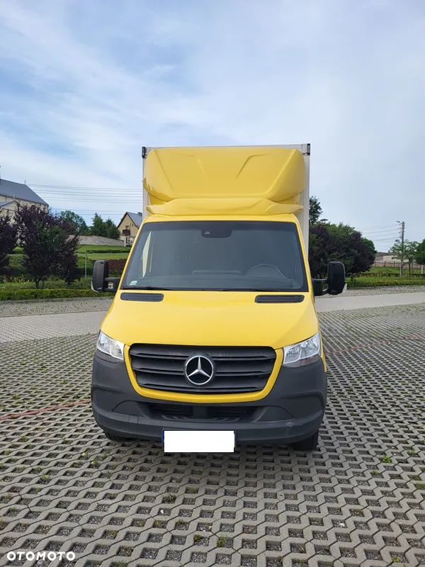 Mercedes-Benz Sprinter - 8