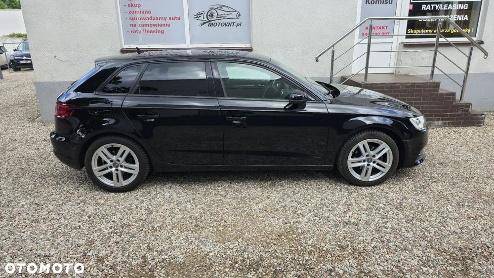 Audi A3 Sportback 2.0 TDI Ambiente - 11