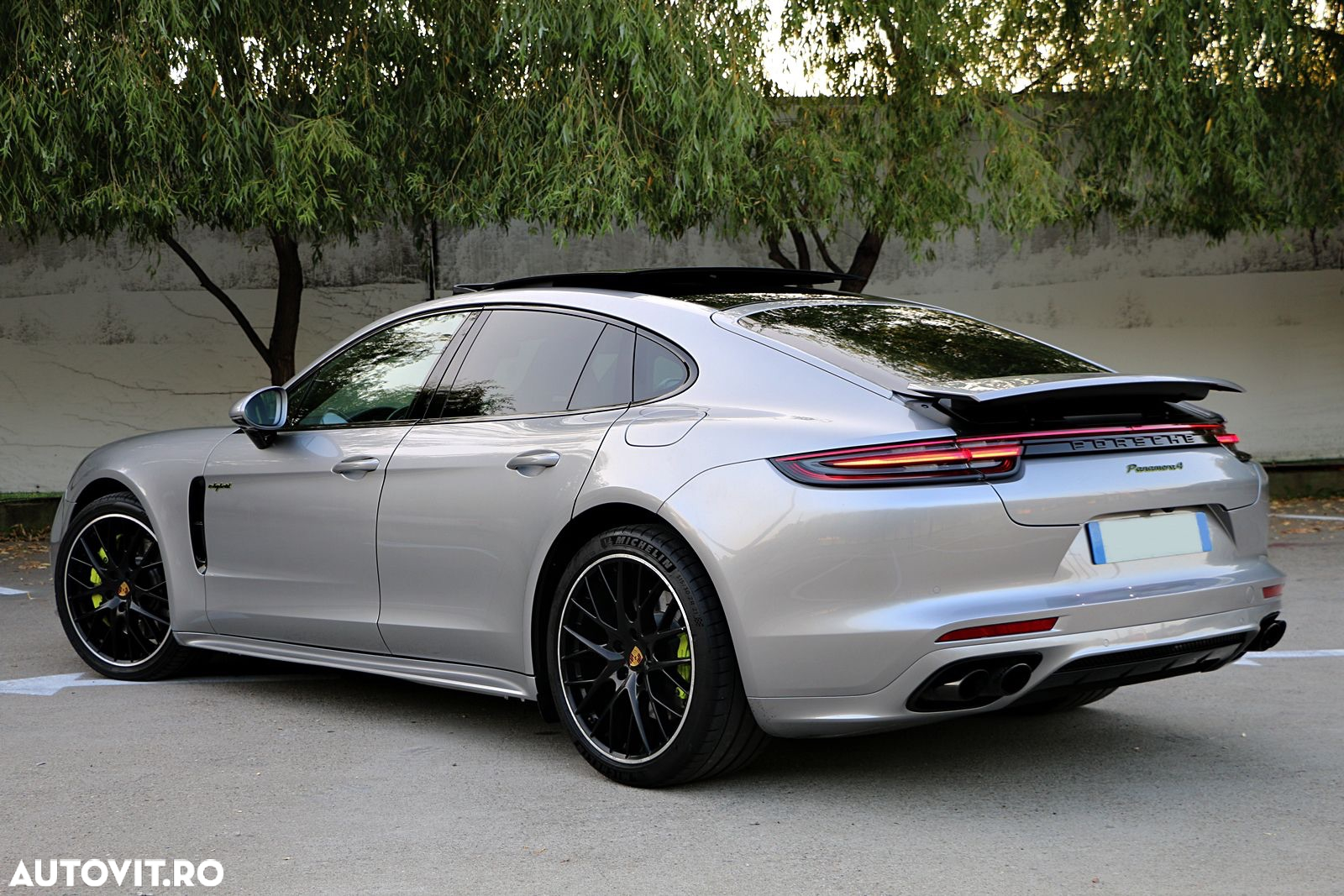 Porsche Panamera 4S E-Hybrid - 4