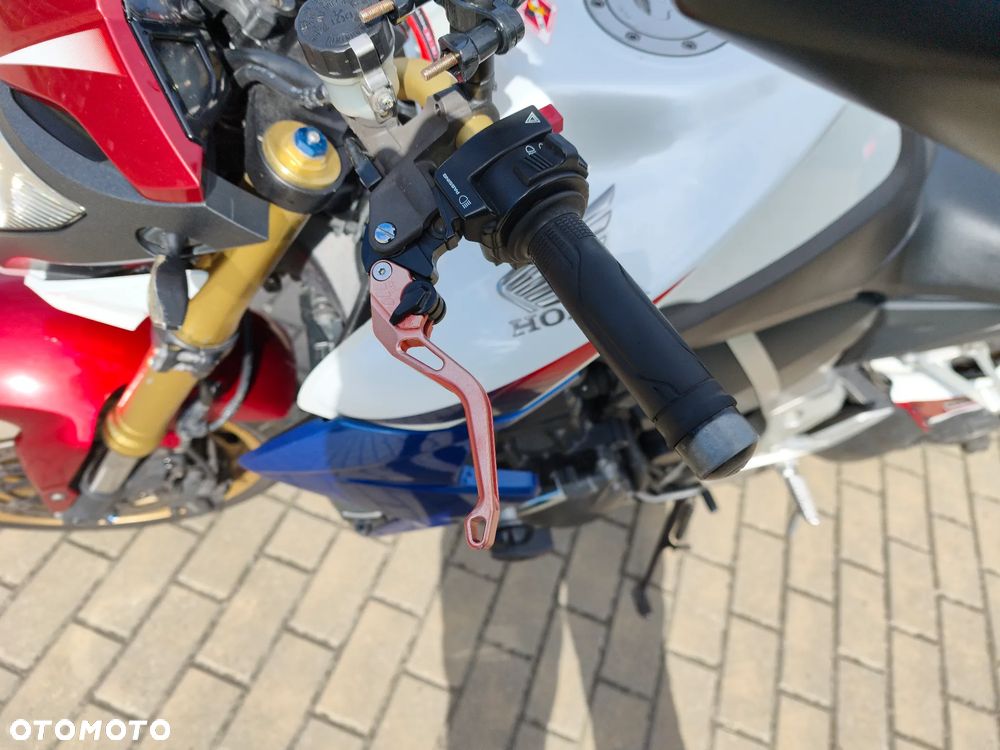 Honda CB - 15