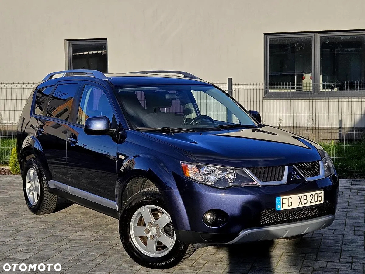 Mitsubishi Outlander 2.4 4WD Inform - 16