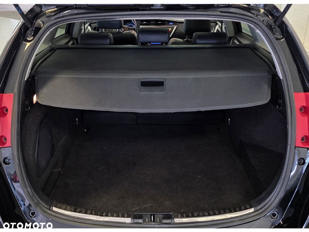 Toyota Auris - 8