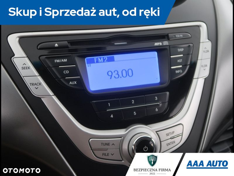 Hyundai Elantra - 14