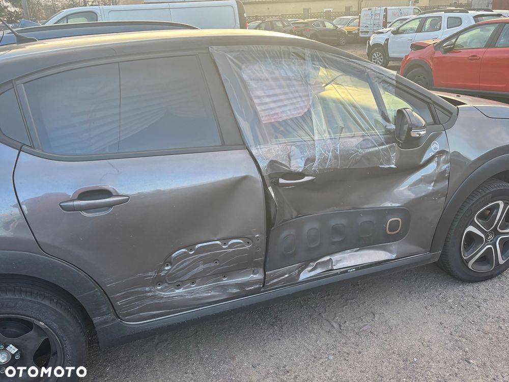 Citroën C3 Pure Tech 82 LIVE - 9