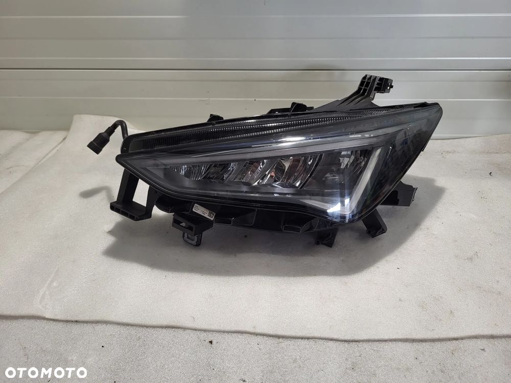 SEAT Cupra Born PÓŁ LED PRZÓD STRONA LEWA LAMPA PRZEDNIA 10F941007H - 1
