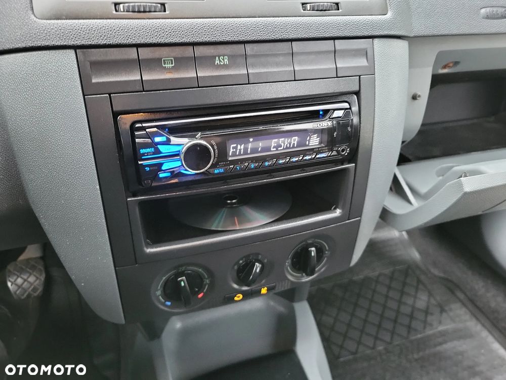 Skoda Fabia 1.4 16V Style Edition - 38