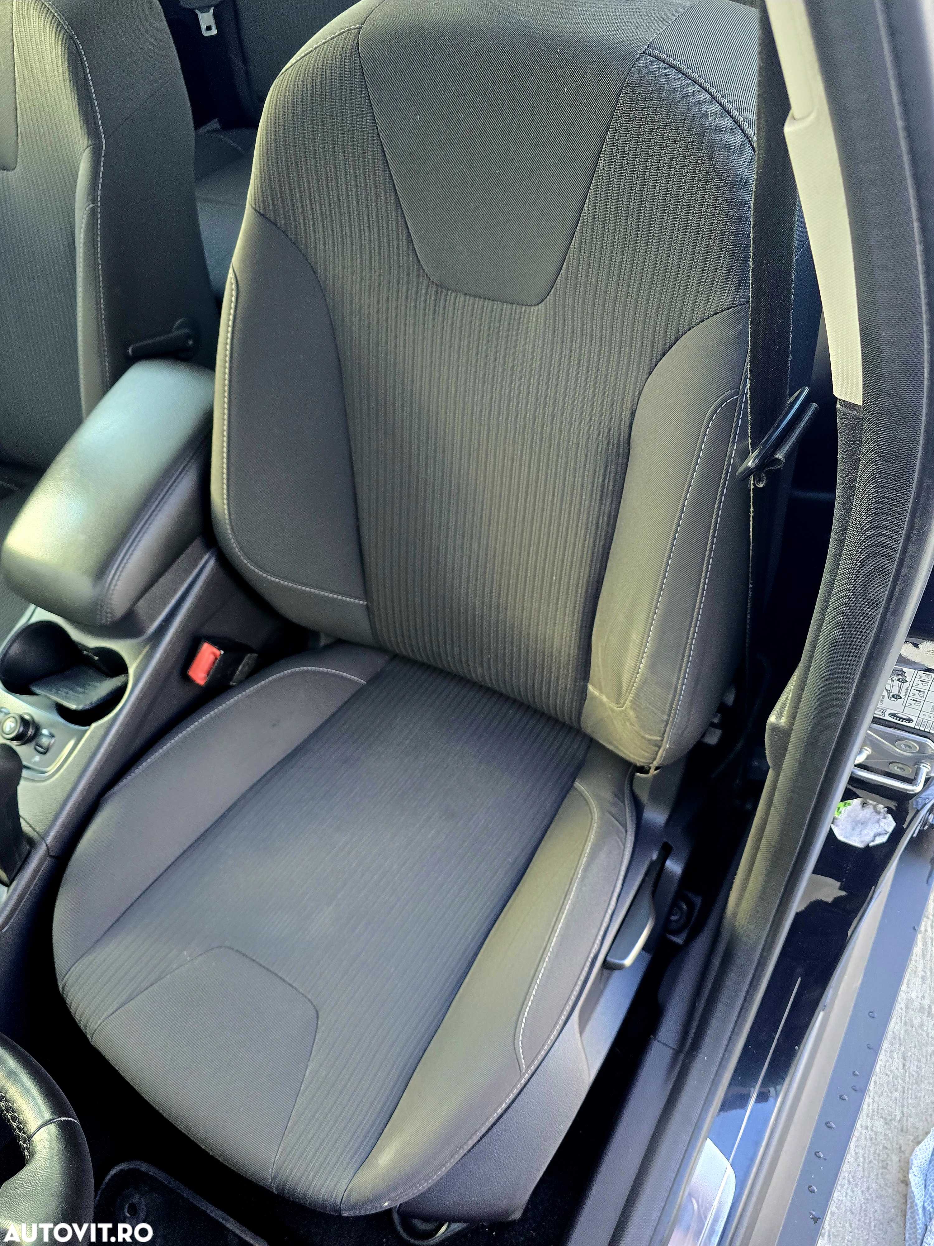 Ford Focus 1.6 Ecoboost Start Stop Titanium - 27