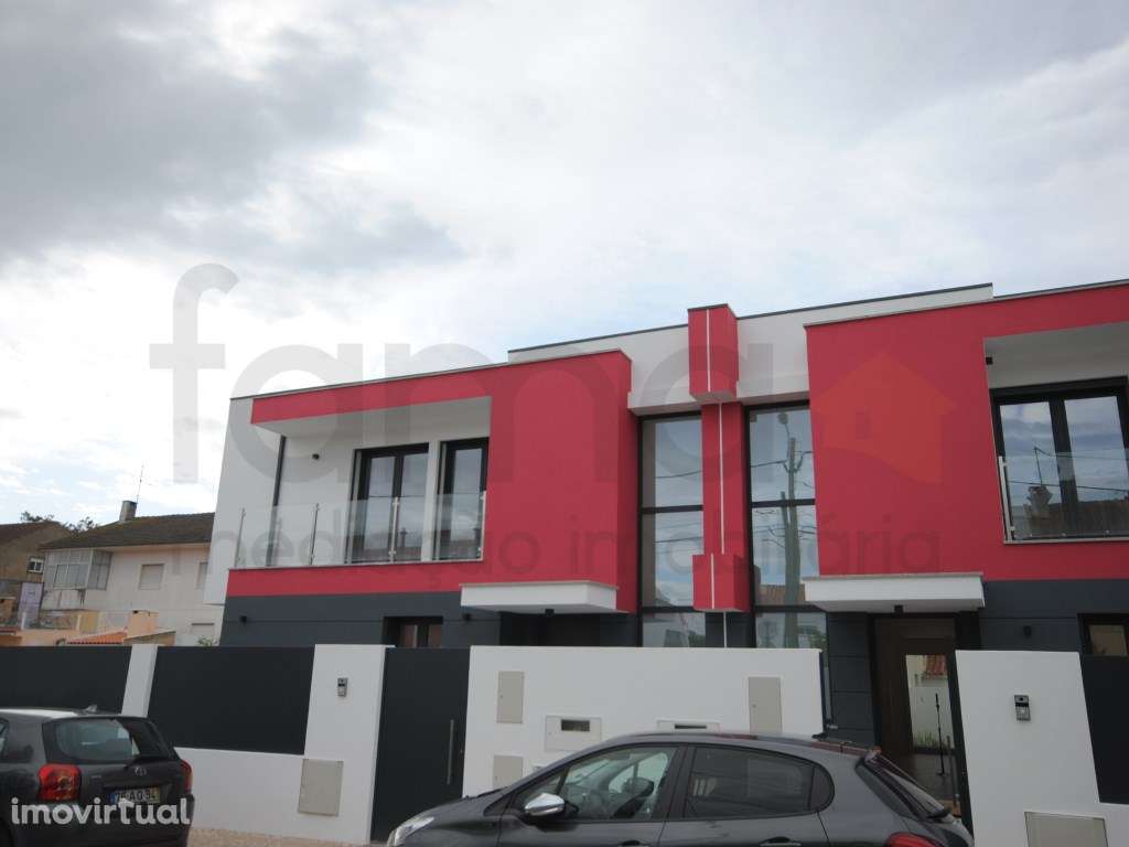 Moradia Geminada T4 Novas em Tires - Prontas a Estrear | São Doming... - Grande imagem: 2/60