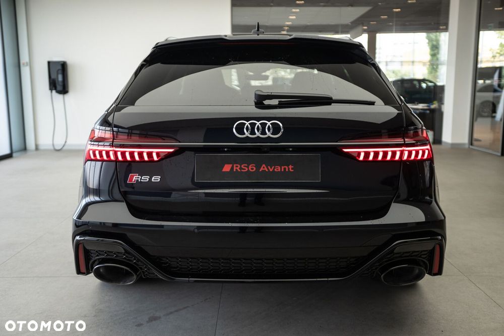 Audi RS6 Avant - 4