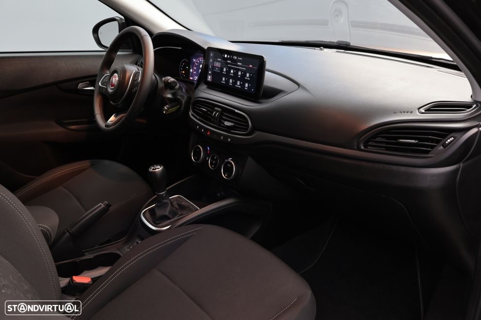 Fiat Tipo Station Wagon Cross 1.0 GSE T3 Cross - 22