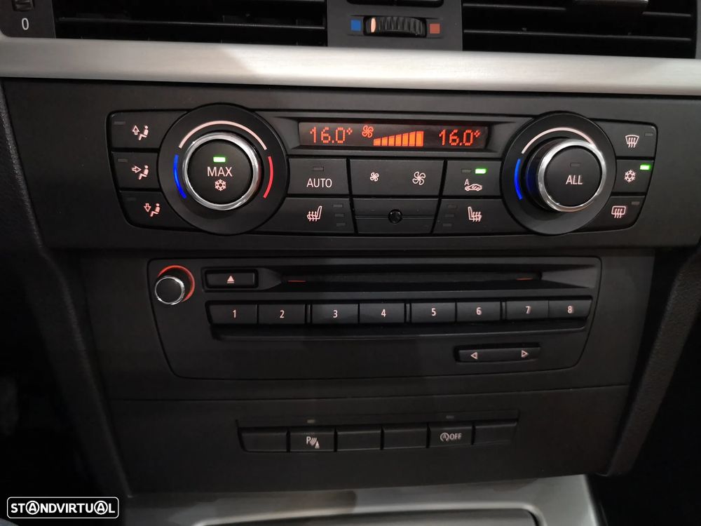 BMW 320 d Cabrio - 34