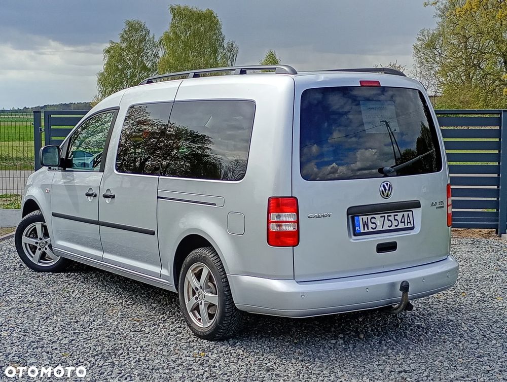 Volkswagen Caddy Highline - 8