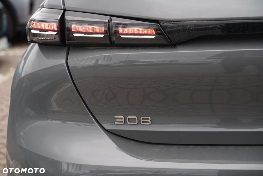 Peugeot 308 1.5 BlueHDi Allure S&S EAT8 - 26