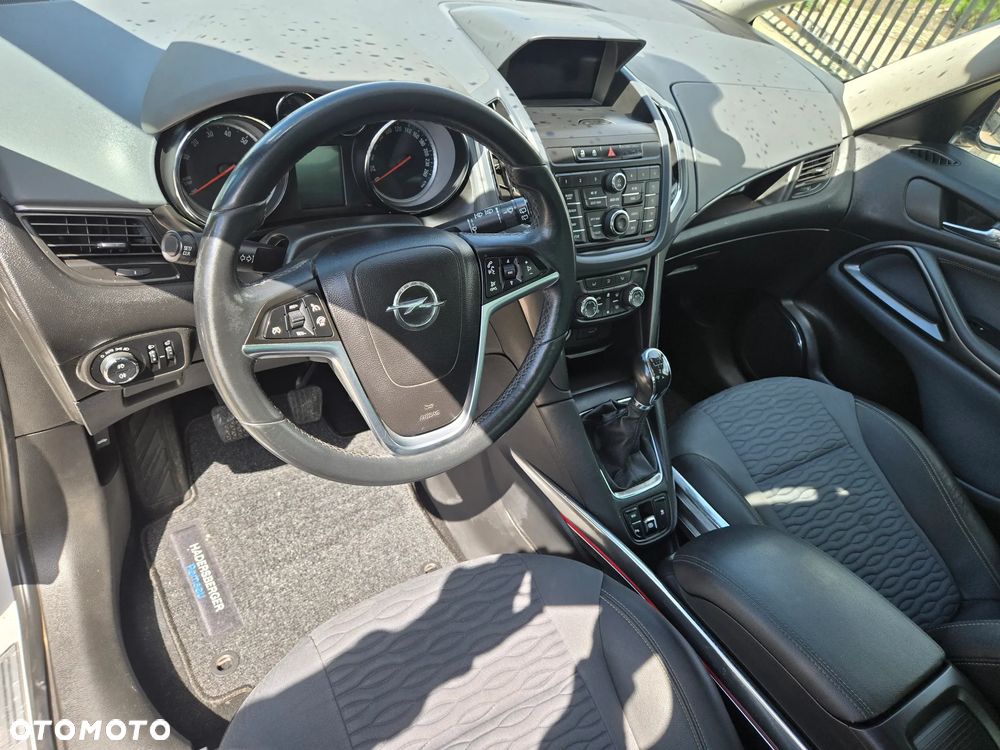 Opel Zafira Tourer 1.4 Turbo Business Edition - 17