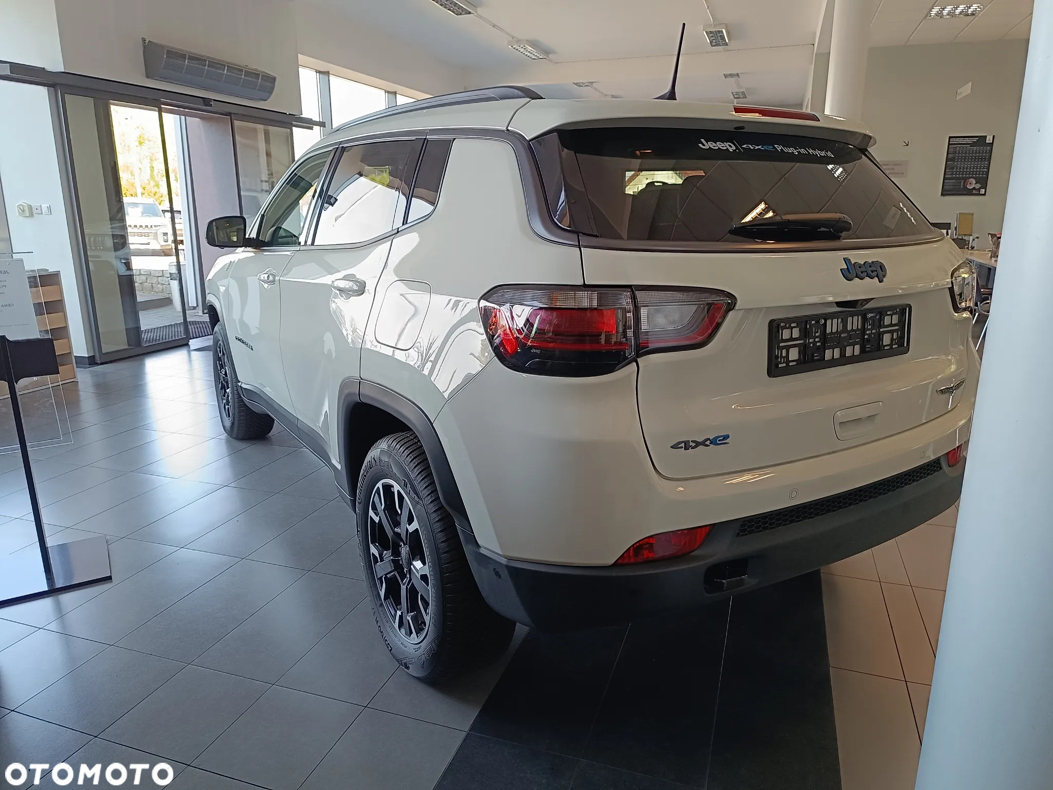 Jeep Compass 1.3 T4 PHEV 4xe Trailhawk S&S - 5