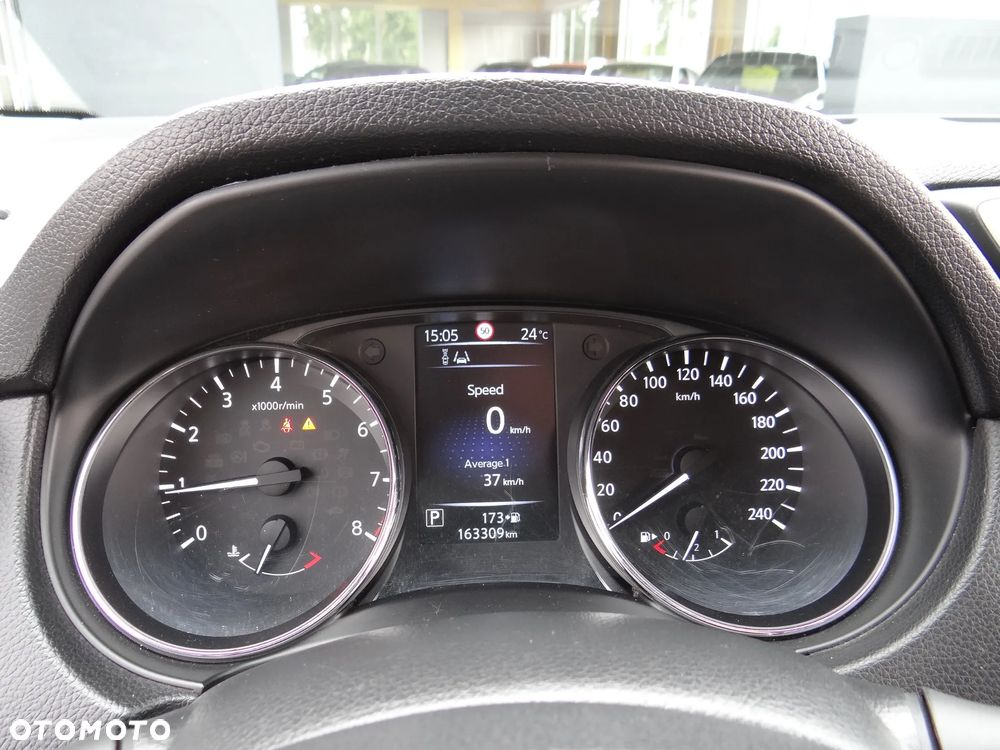 Nissan Qashqai 1.2 DIG-T Tekna Xtronic EU6 - 25