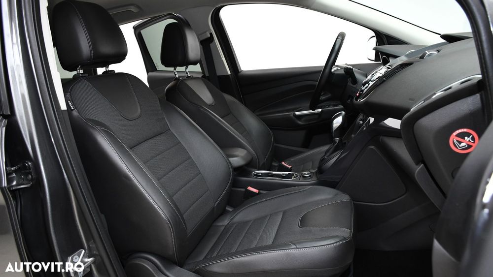 Ford Kuga 2.0 TDCi 4x4 Aut. Titanium - 8