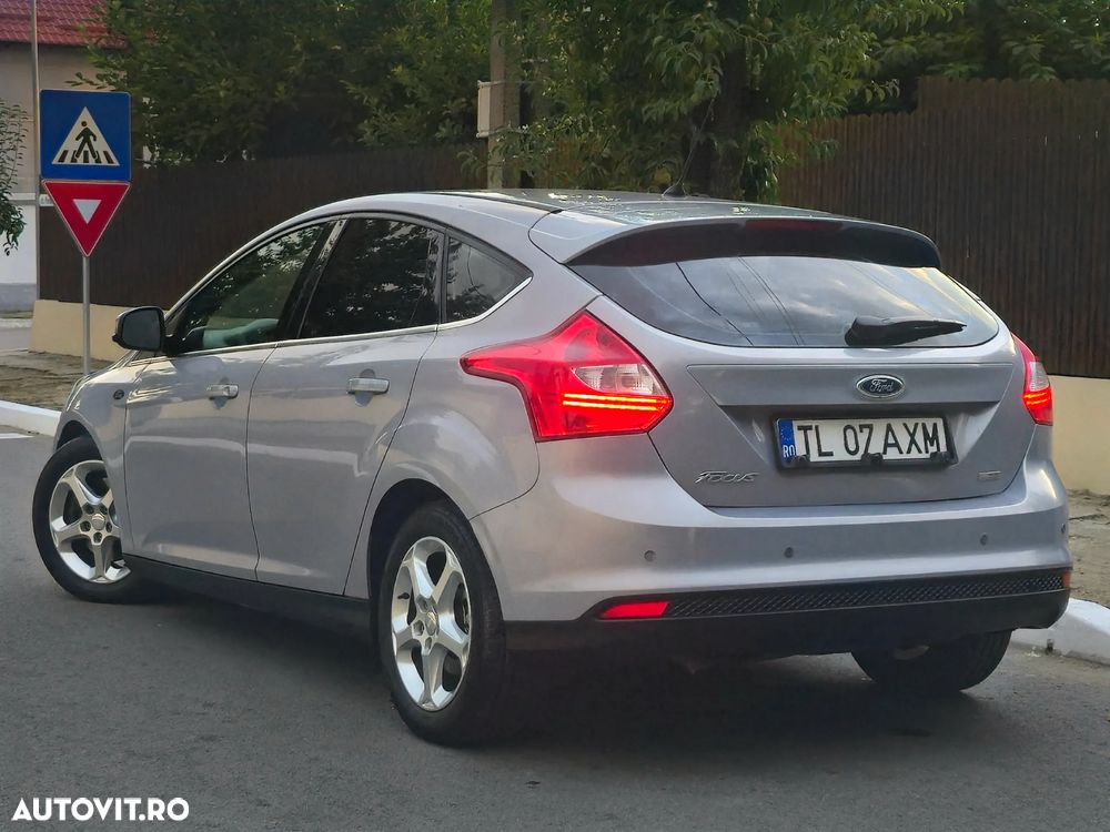 Ford Focus 1.6 TDCI DPF Start-Stopp-System Titanium - 2