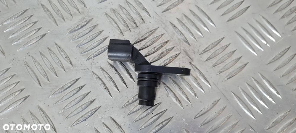 Chevrolet Captiva 2.4 Lift Czujnik Położenia Wałka Rozrządu - 1